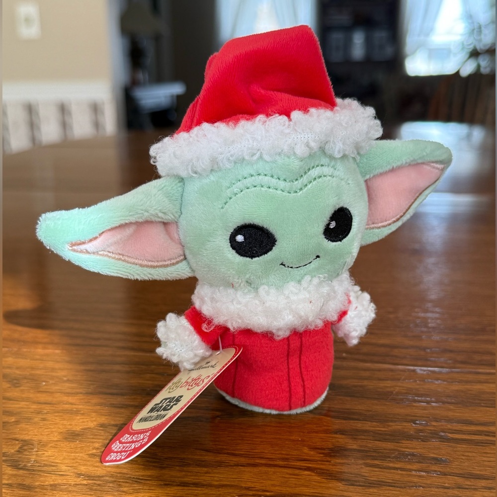 Hallmark Seasons Greetings Grogu Star Wars Itty Bittys Santa Christmas Plush
